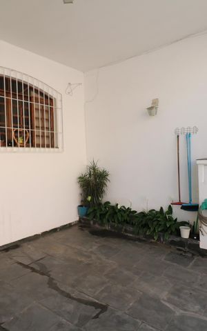 Casa para alugar com 103m², 2 quartos e 1 vaga Casa para alugar com 103m², 2 quartos e 1 vagaGaragem