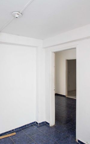 Casa para alugar com 80m², 3 quartos e 1 vagaÁrea de Serviço