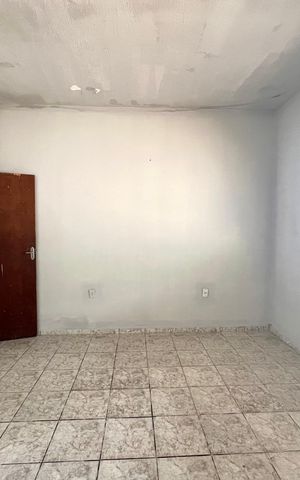 Casa à venda com 360m², 3 quartos e 3 vagas Casa à venda com 360m², 3 quartos e 3 vagasQuarto 2