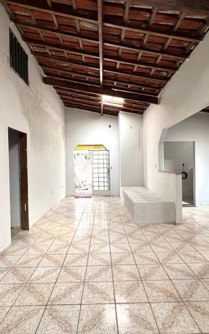 Casa à venda com 360m², 3 quartos e 3 vagas Casa à venda com 360m², 3 quartos e 3 vagasCozinha
