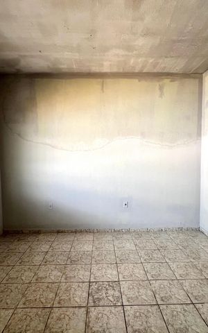 Casa à venda com 360m², 3 quartos e 3 vagas Casa à venda com 360m², 3 quartos e 3 vagasQuarto 2