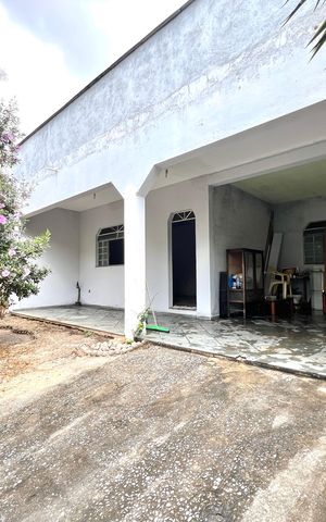 Casa à venda com 360m², 3 quartos e 3 vagas Casa à venda com 360m², 3 quartos e 3 vagasGaragem