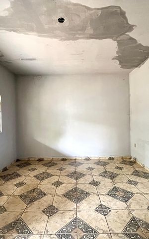 Casa à venda com 360m², 3 quartos e 3 vagas Casa à venda com 360m², 3 quartos e 3 vagasSala