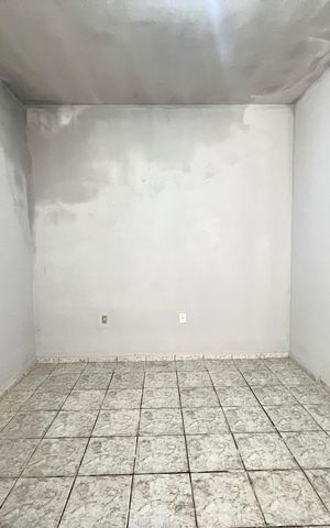 Casa à venda com 360m², 3 quartos e 3 vagas Casa à venda com 360m², 3 quartos e 3 vagasQuarto 3
