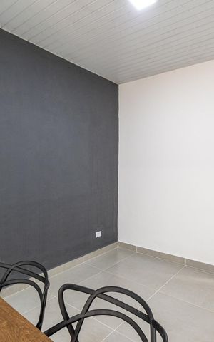 Casa para alugar com 18m², 1 quarto e sem vagaQuarto