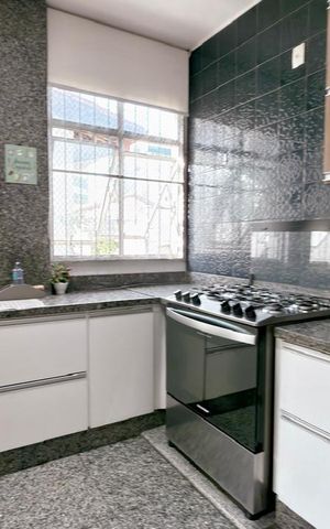 Apartamento à venda com 132m², 4 quartos e 2 vagas Apartamento à venda com 132m², 4 quartos e 2 vagasCozinha