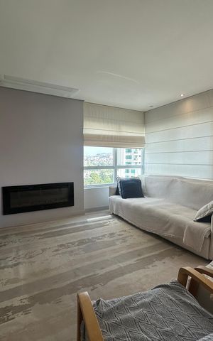 Apartamento para alugar com 200m², 4 quartos e 3 vagas Apartamento para alugar com 200m², 4 quartos e 3 vagasSala