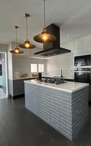 Apartamento para alugar com 200m², 4 quartos e 3 vagas Apartamento para alugar com 200m², 4 quartos e 3 vagasCozinha