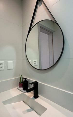 Apartamento para alugar com 200m², 4 quartos e 3 vagas Apartamento para alugar com 200m², 4 quartos e 3 vagasBanheiro da Suíte 2