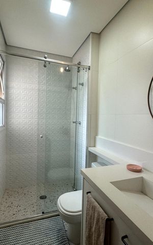 Apartamento para alugar com 200m², 4 quartos e 3 vagas Apartamento para alugar com 200m², 4 quartos e 3 vagasBanheiro da Suíte 1