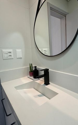 Apartamento para alugar com 200m², 4 quartos e 3 vagas Apartamento para alugar com 200m², 4 quartos e 3 vagasBanheiro da Suíte 2