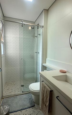 Apartamento para alugar com 200m², 4 quartos e 3 vagas Apartamento para alugar com 200m², 4 quartos e 3 vagasBanheiro da Suíte 1