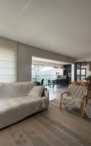 Apartamento para alugar com 200m², 4 quartos e 3 vagas Apartamento para alugar com 200m², 4 quartos e 3 vagasSala