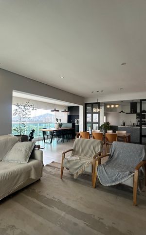 Apartamento para alugar com 200m², 4 quartos e 3 vagas Apartamento para alugar com 200m², 4 quartos e 3 vagasSala