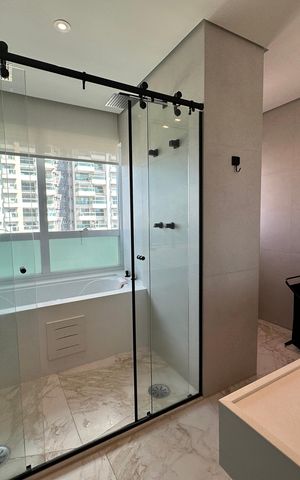 Apartamento para alugar com 200m², 4 quartos e 3 vagas Apartamento para alugar com 200m², 4 quartos e 3 vagasBanheiro da Suíte 3