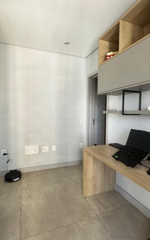 Apartamento para alugar com 200m², 4 quartos e 3 vagas Apartamento para alugar com 200m², 4 quartos e 3 vagasEscritório