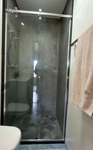 Apartamento para alugar com 200m², 4 quartos e 3 vagas Apartamento para alugar com 200m², 4 quartos e 3 vagasBanheiro da Suíte 2
