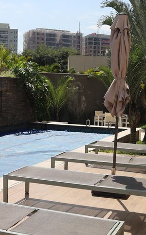 Apartamento para alugar com 200m², 4 quartos e 3 vagas Apartamento para alugar com 200m², 4 quartos e 3 vagasÁrea comum - Piscina