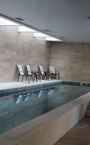 Apartamento para alugar com 200m², 4 quartos e 3 vagas Apartamento para alugar com 200m², 4 quartos e 3 vagasPiscina Coberta