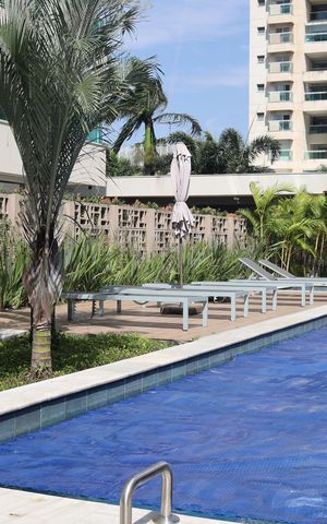 Apartamento para alugar com 200m², 4 quartos e 3 vagas Apartamento para alugar com 200m², 4 quartos e 3 vagasÁrea comum - Piscina