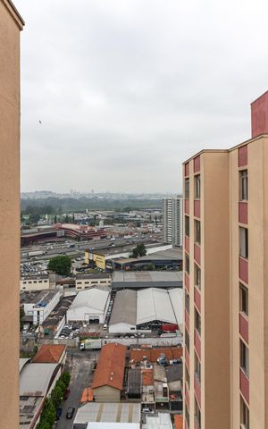 Apartamento para alugar com 79m², 2 quartos e 1 vagaÁrea de Serviço - vista