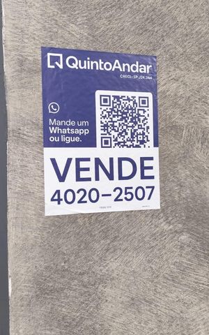 Casa à venda com 350m², 3 quartos e 2 vagas Casa à venda com 350m², 3 quartos e 2 vagasPlaquinha