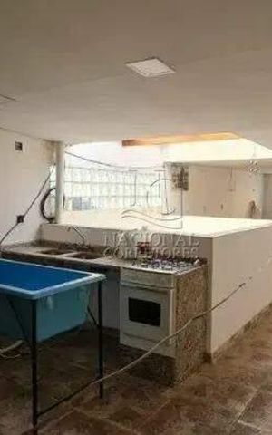 Casa à venda com 380m², 5 quartos e 2 vagas