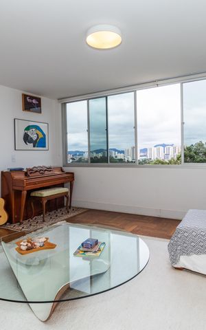 Apartamento para alugar com 150m², 2 quartos e 2 vagas Apartamento para alugar com 150m², 2 quartos e 2 vagasSala