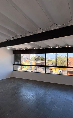 Casa à venda com 133m², 4 quartos e 2 vagasVaranda