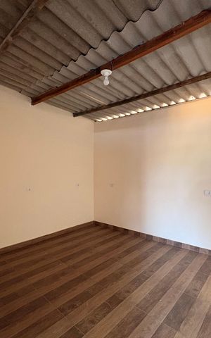 Casa à venda com 133m², 4 quartos e 2 vagasSuite 