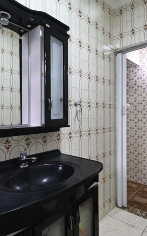 Casa à venda com 133m², 4 quartos e 2 vagasBanheiro 2