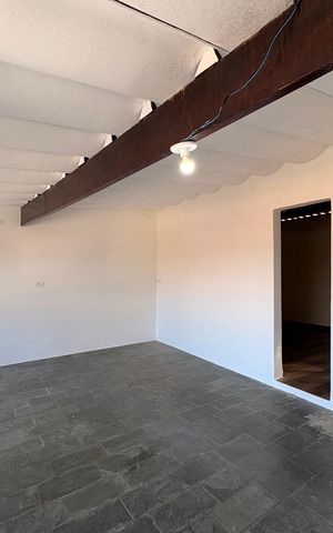 Casa à venda com 133m², 4 quartos e 2 vagasVaranda