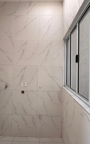 Casa à venda com 133m², 4 quartos e 2 vagasBanheiro da suíte 