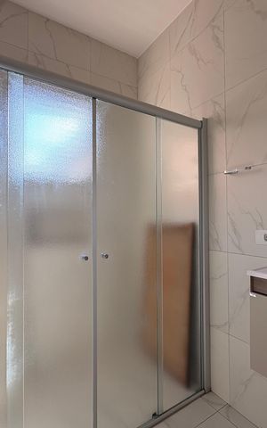 Casa à venda com 133m², 4 quartos e 2 vagasBanheiro da suíte 