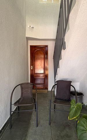 Casa à venda com 133m², 4 quartos e 2 vagasHall de entrada 