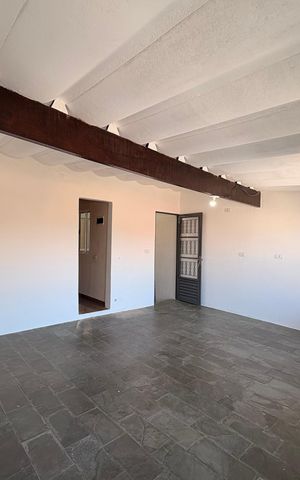 Casa à venda com 133m², 4 quartos e 2 vagasVaranda