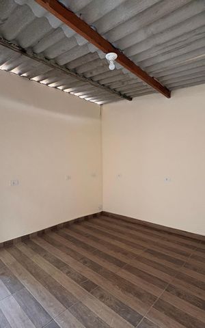 Casa à venda com 133m², 4 quartos e 2 vagasSuite