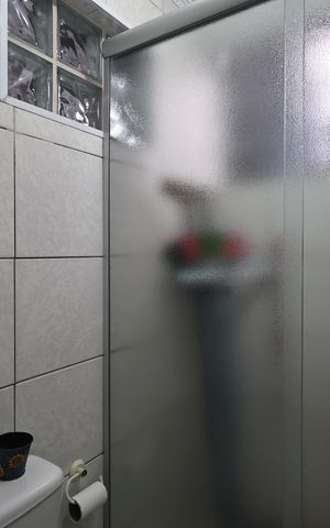 Casa à venda com 133m², 4 quartos e 2 vagasBanheiro 