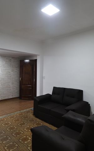 Casa à venda com 133m², 4 quartos e 2 vagasSala