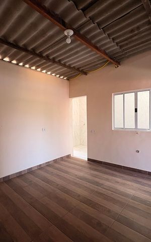 Casa à venda com 133m², 4 quartos e 2 vagasSuite