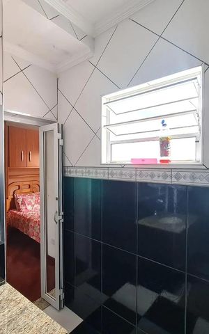 Casa à venda com 210m², 4 quartos e 3 vagas Casa à venda com 210m², 4 quartos e 3 vagasBanheiro
