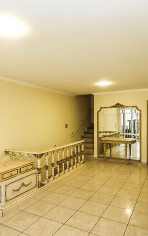 Casa para alugar com 152m², 3 quartos e 3 vagasSala