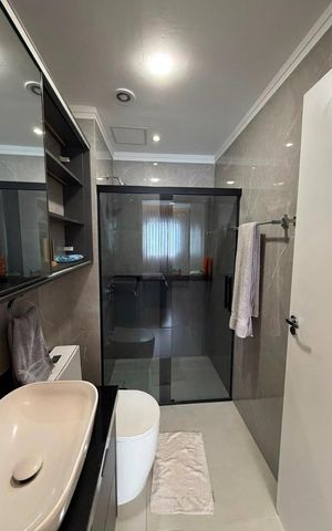 Apartamento à venda com 54m², 2 quartos e 1 vaga Apartamento à venda com 54m², 2 quartos e 1 vagaBanheiro