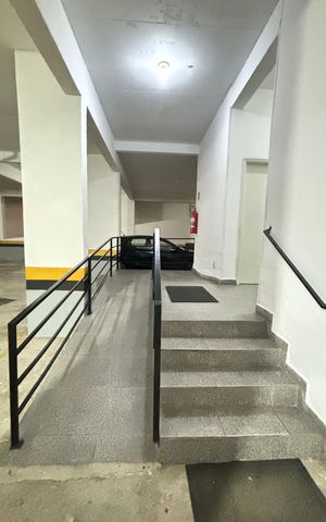 Apartamento para alugar com 93m², 3 quartos e 2 vagasRampa - Corrimão