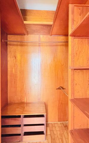 Apartamento para alugar com 120m², 3 quartos e 1 vaga Apartamento para alugar com 120m², 3 quartos e 1 vagaCloset da Suíte