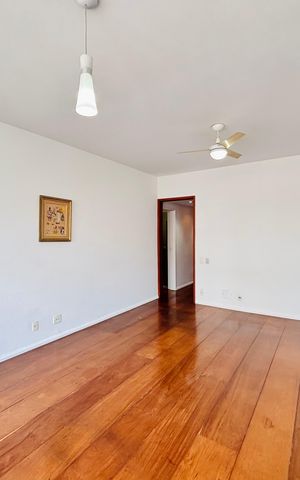 Apartamento para alugar com 120m², 3 quartos e 1 vaga Apartamento para alugar com 120m², 3 quartos e 1 vagaSala