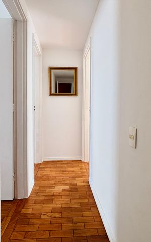 Apartamento para alugar com 120m², 3 quartos e 1 vaga Apartamento para alugar com 120m², 3 quartos e 1 vagaCorredor