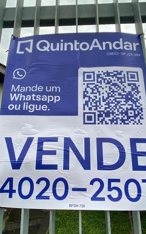 Casa à venda com 168m², 3 quartos e 2 vagas Casa à venda com 168m², 3 quartos e 2 vagasPlaca