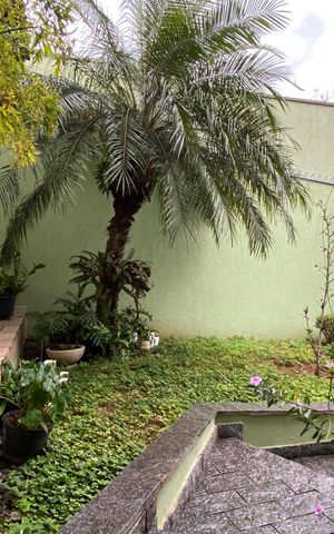 Casa à venda com 168m², 3 quartos e 2 vagas Casa à venda com 168m², 3 quartos e 2 vagasGaragem - Jardim
