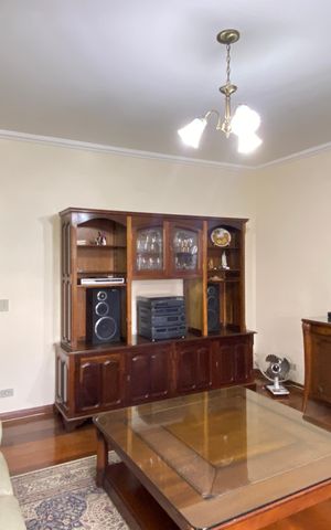 Casa à venda com 168m², 3 quartos e 2 vagas Casa à venda com 168m², 3 quartos e 2 vagasSala